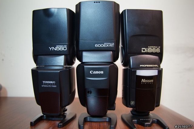 Canon EOS 5D Mark III  反覆掙扎後的開箱
