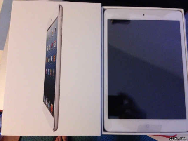 MacBook  開箱分享 + 16gb CORSAIR-VENGEANCE upgrade + boot camp 裝 win7 ultimate. 再加 iPad mini 4G 16GB 開