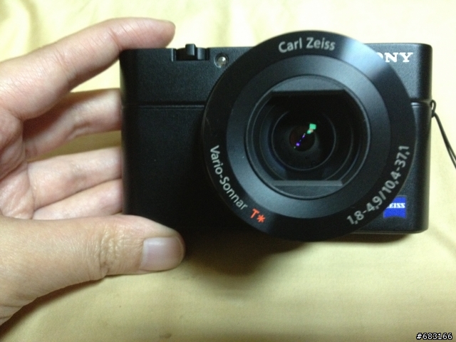 (((●●開箱文)))  中壢NOVA新購入的SONY DSC-RX100相機 跟 我另外添購的相關配件