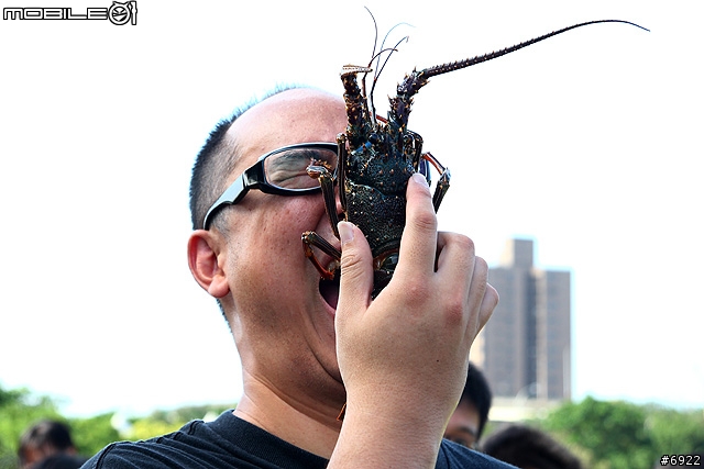 小惡魔華中河濱公園烤肉趴 海陸大餐好過癮