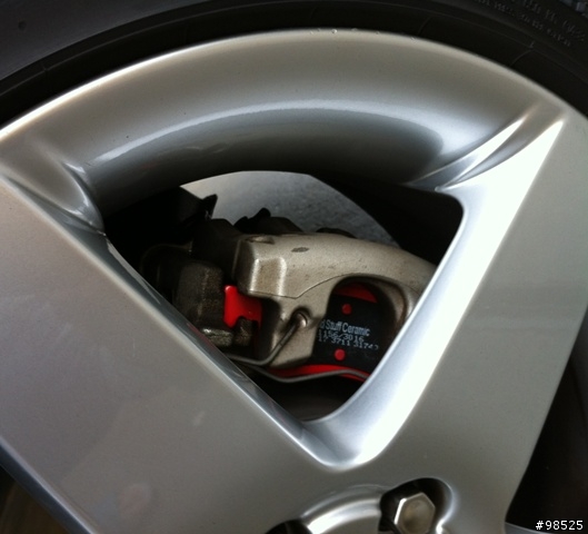 [分享] 小馬滿3周年的生日禮 ( My Volvo V50) 同場加映 EBC Red Stuff