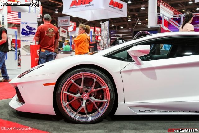 UR 1200HP Aventador