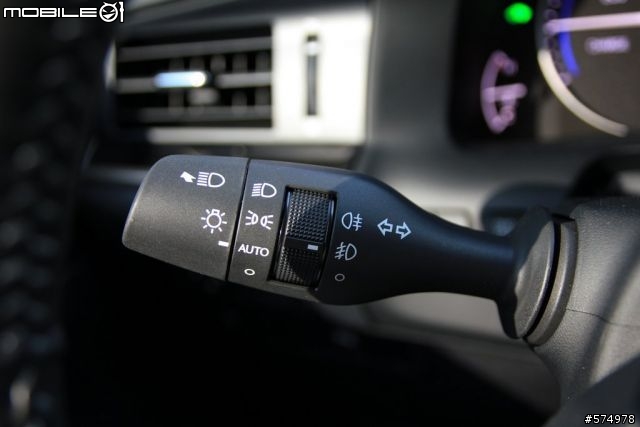 [開箱] LEXUS ES300h 豪華版 星耀黑 圖多慎入