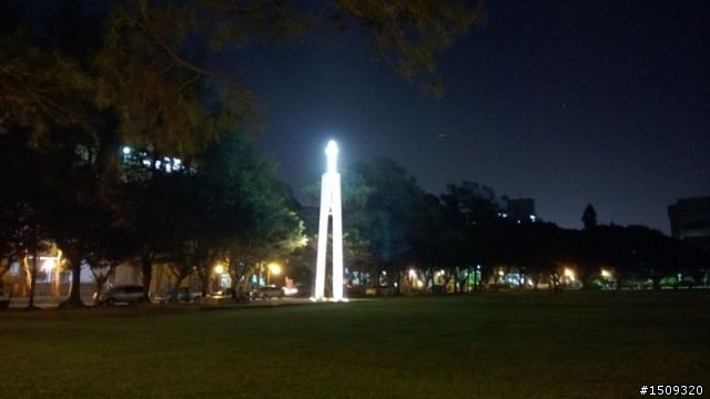 ◎ Lumia 920 黃色開箱 (圖多 加映超靈敏螢幕實測)
