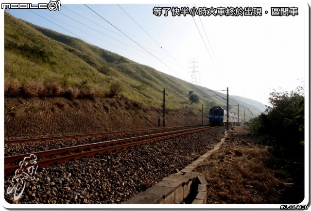 騎單車追火車_清水五福圳海線拍火車...