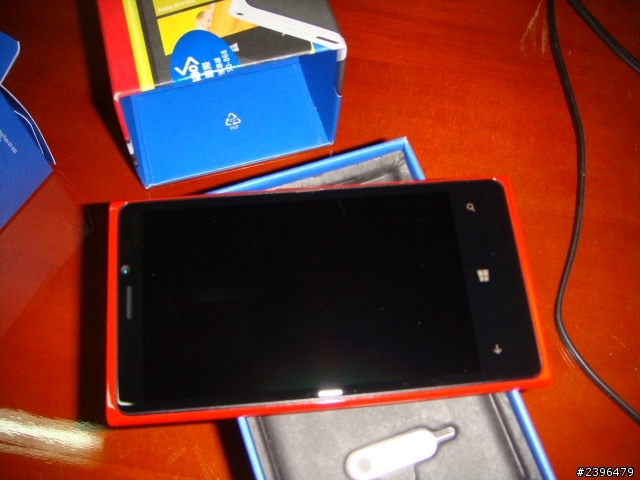 Nokia Lumia 920 紅色  簡易開箱文!