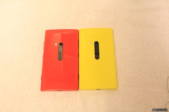 Nokia Lumia 920雙機雙色開箱!!(新增室內夜拍)