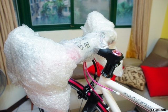 女王的第一台鋼管公路車-K350 超粉開箱