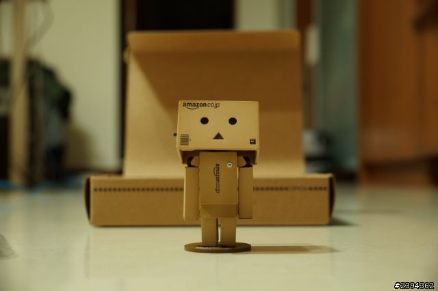 第一次開箱~!紙箱人^o^