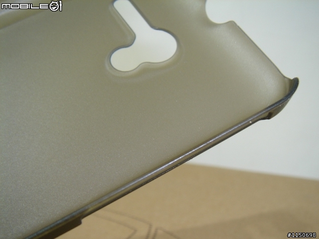 PadFone 超薄磨沙硬殼分享，真的又輕又薄...