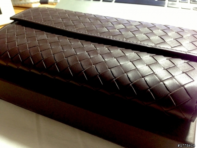 Bottega Veneta 長夾二手價格?
