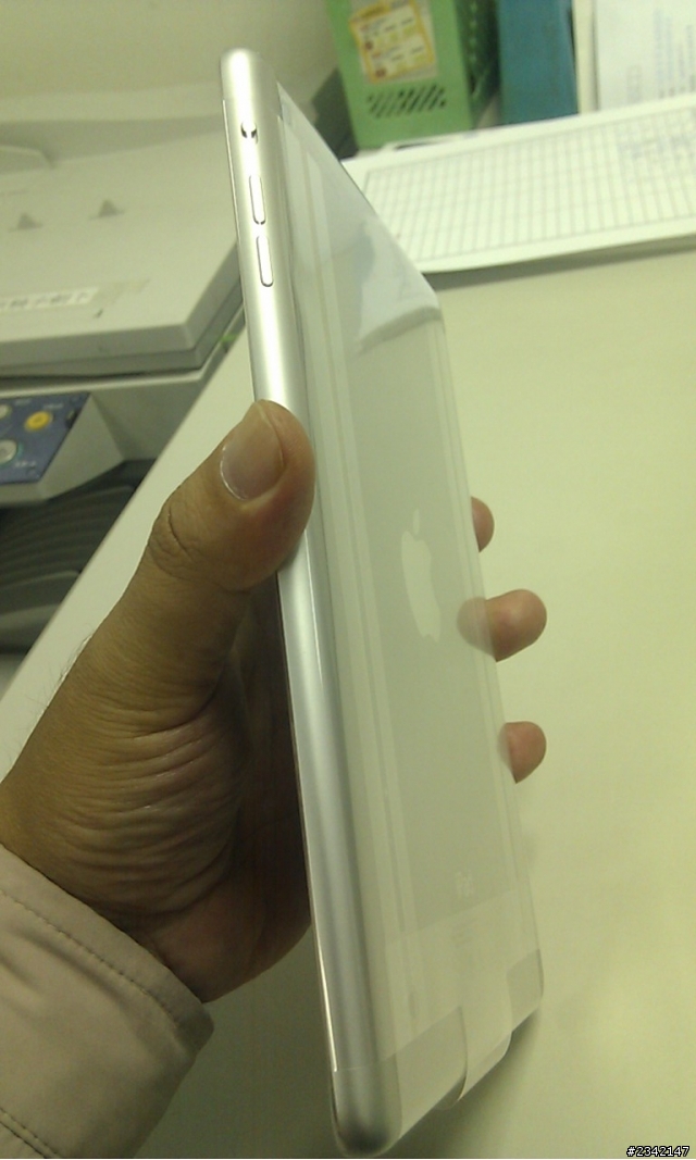【開箱】iPad mini窄邊框  超薄 超美
