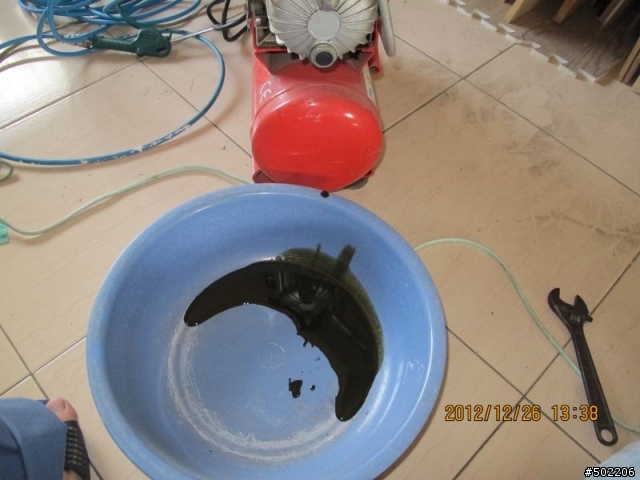 個人簡易工程-第26篇- 空壓機 換油保養 -製作紀錄