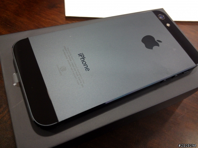 中華預購-領雙機!!! iphone5黑64G & 白32G