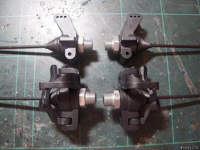 1/8 Team Durango DEX408 Buggy