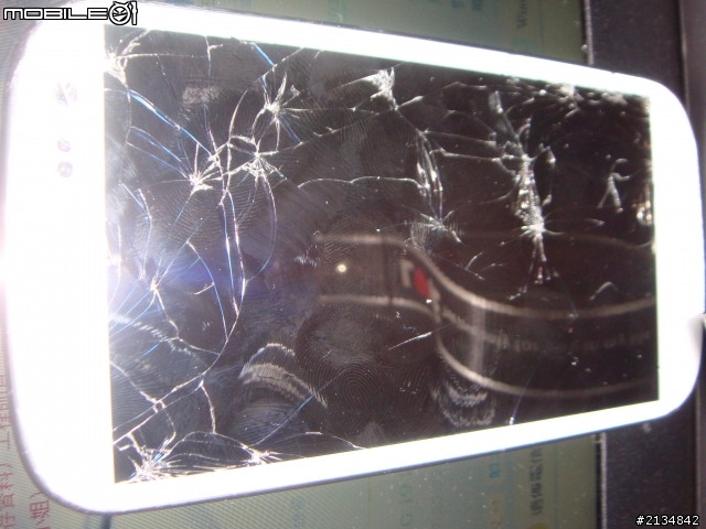 半年SIII被無數台轎車強姦的下場