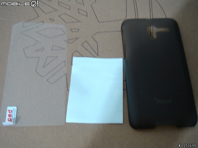 PadFone 超薄磨沙硬殼分享，真的又輕又薄...