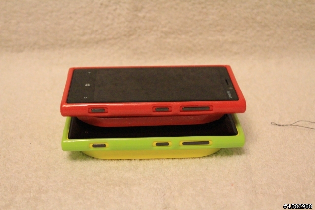 Nokia Lumia 920雙機雙色開箱!!(新增室內夜拍)