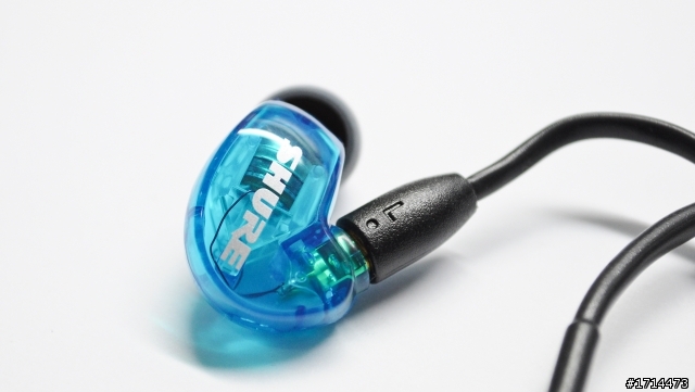 【開箱】SHURE SE215 Special Edition
