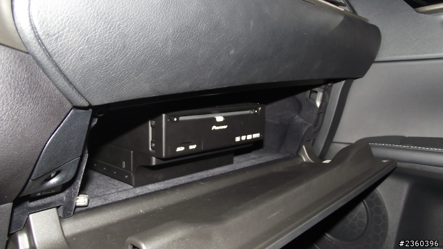 LEXUS ES300h 開箱 豪華版 澤光白 ( Pioneer 專車主機 ) ... 一萬公里實跑油耗數據