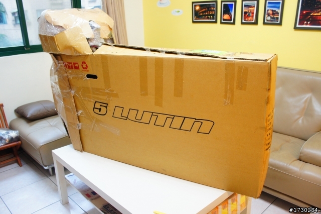 女王的第一台鋼管公路車-K350 超粉開箱