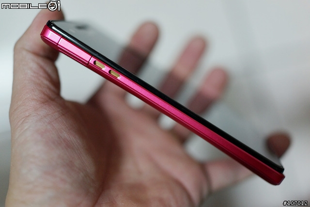 XPERIA V桃紅簡易入手開箱
