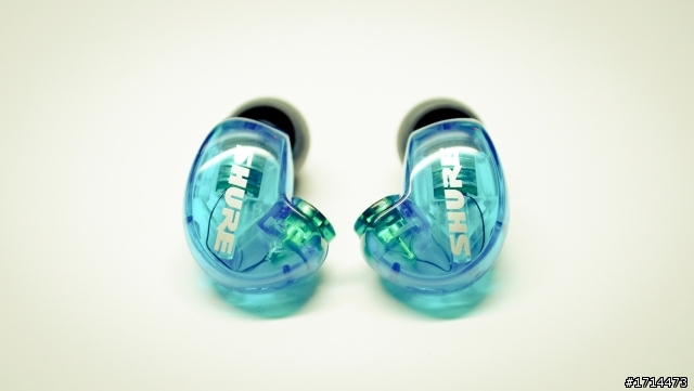 【開箱】SHURE SE215 Special Edition