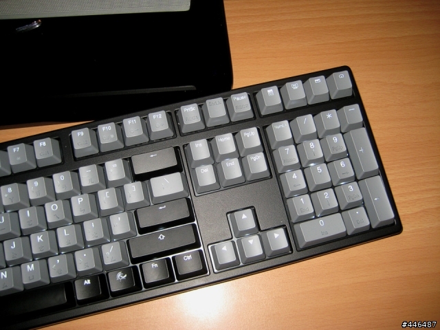 Ducky Shine 2 紅軸+灰,紫色鍵帽小開箱