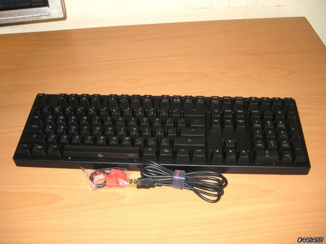 Ducky Shine 2 紅軸+灰,紫色鍵帽小開箱