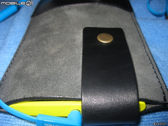 LUMIA 920黃色開箱獻曝