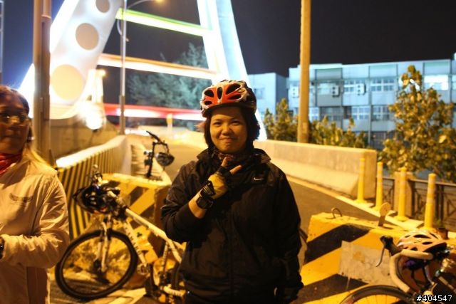 [分享]20121211夜騎新臨安橋
