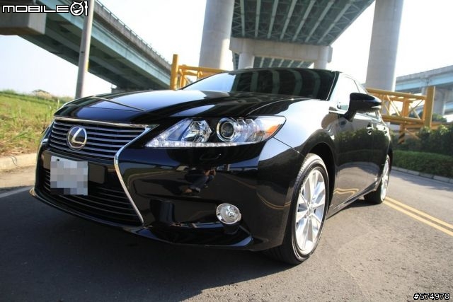 [開箱] LEXUS ES300h 豪華版 星耀黑 圖多慎入