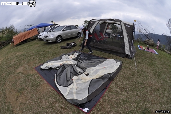 [裝備分享] Coleman氣候達人隧道式網屋  Coleman Tunnel screen Tarp