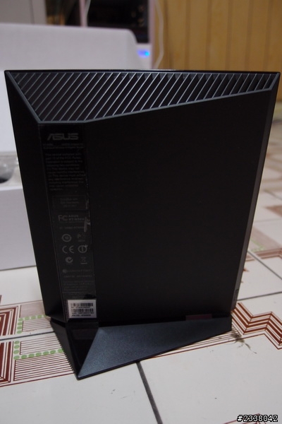 [開箱文] ASUS RT-N56U Gigabit 路由器