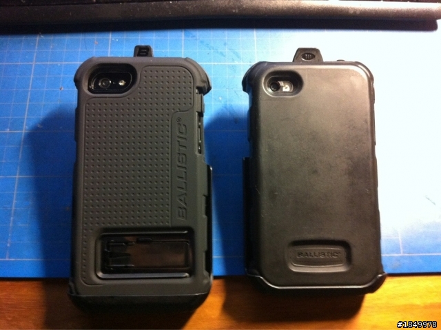 Ballistic Hard Core (HC)  iphone 4,4s & 5 比較