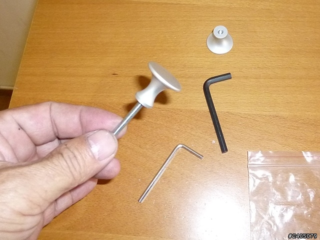 【開箱文】新購入手工牛皮縫製的壁掛式掛車架