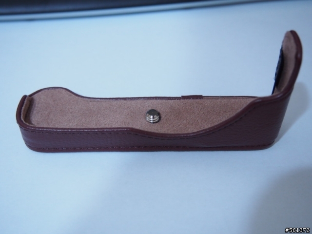 [分享] 開箱E-PL5/E-PM2 原廠CS-38B皮套