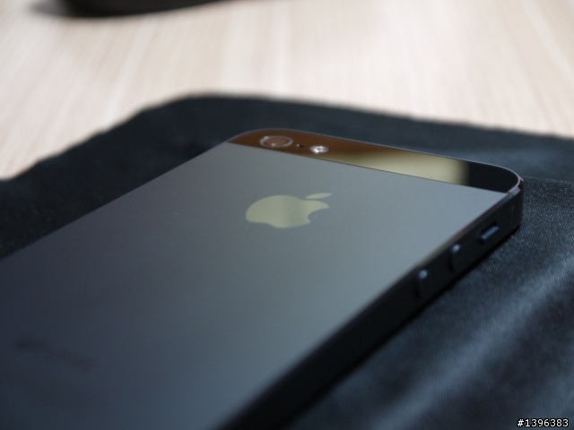 [是裸機就進來！] iPhone5裸奔萬歲，蓋大樓搂