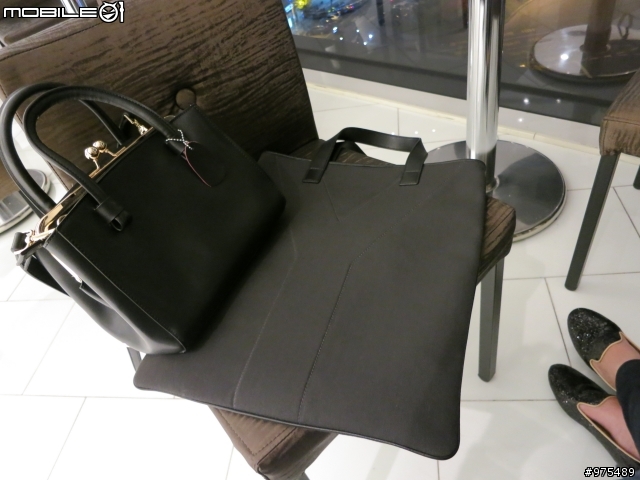 (末日開箱)年近三十第一次擁有名牌包包 Yves Saint Laurent 手提包
