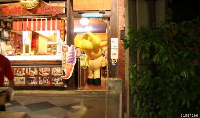 三峽老街夜市夜拍巡禮~~圖多