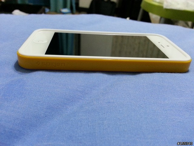 SGP Neo Hybrid EX iPhone 5 保護殼(白配黃) 分享