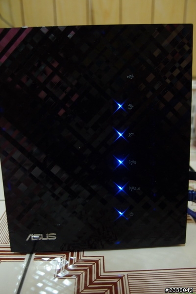[開箱文] ASUS RT-N56U Gigabit 路由器