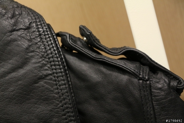 [Superdry開箱] 一則以喜一則以憂之 好像還沒有人開過的 Superdry 皮大衣