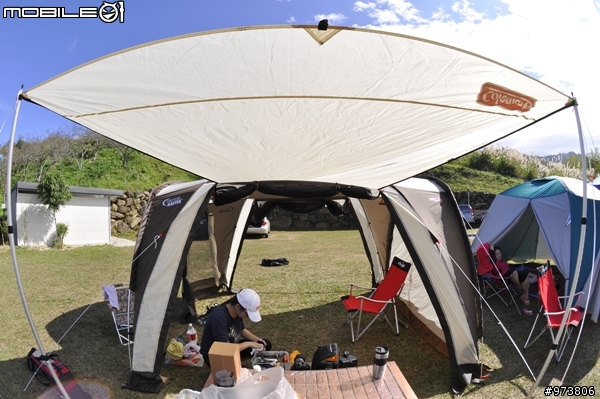 [裝備分享] Coleman氣候達人隧道式網屋  Coleman Tunnel screen Tarp