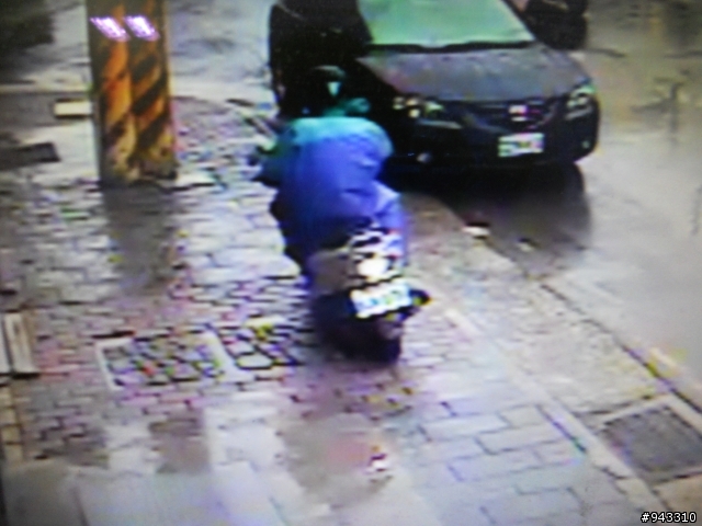 請問有神人可以麻煩幫忙解析這張車牌嗎?