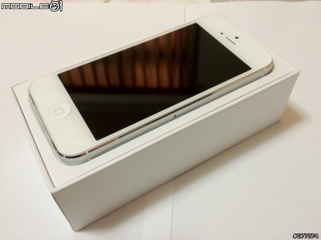 今天中華拿iphone5 黑 32G還是發現有細微脫漆