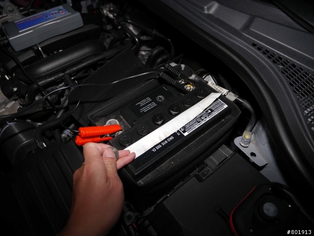 SKODA YETI 1.2 TSI 電瓶檢查及充電