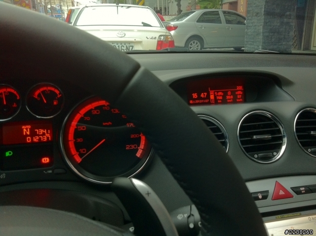 Peugeot 308 1.6e-hdi 用不到一桶油環島~~~