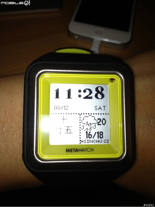 MetaWatch STRATA 我的智慧型手錶開箱啦！