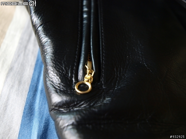 [開箱]Vanson Leathers Model B 立領皮衣